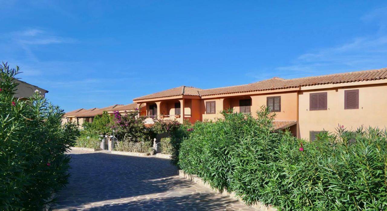 Residence A Golfo Di Marinella A 450 Mt Dal Mare מראה חיצוני תמונה