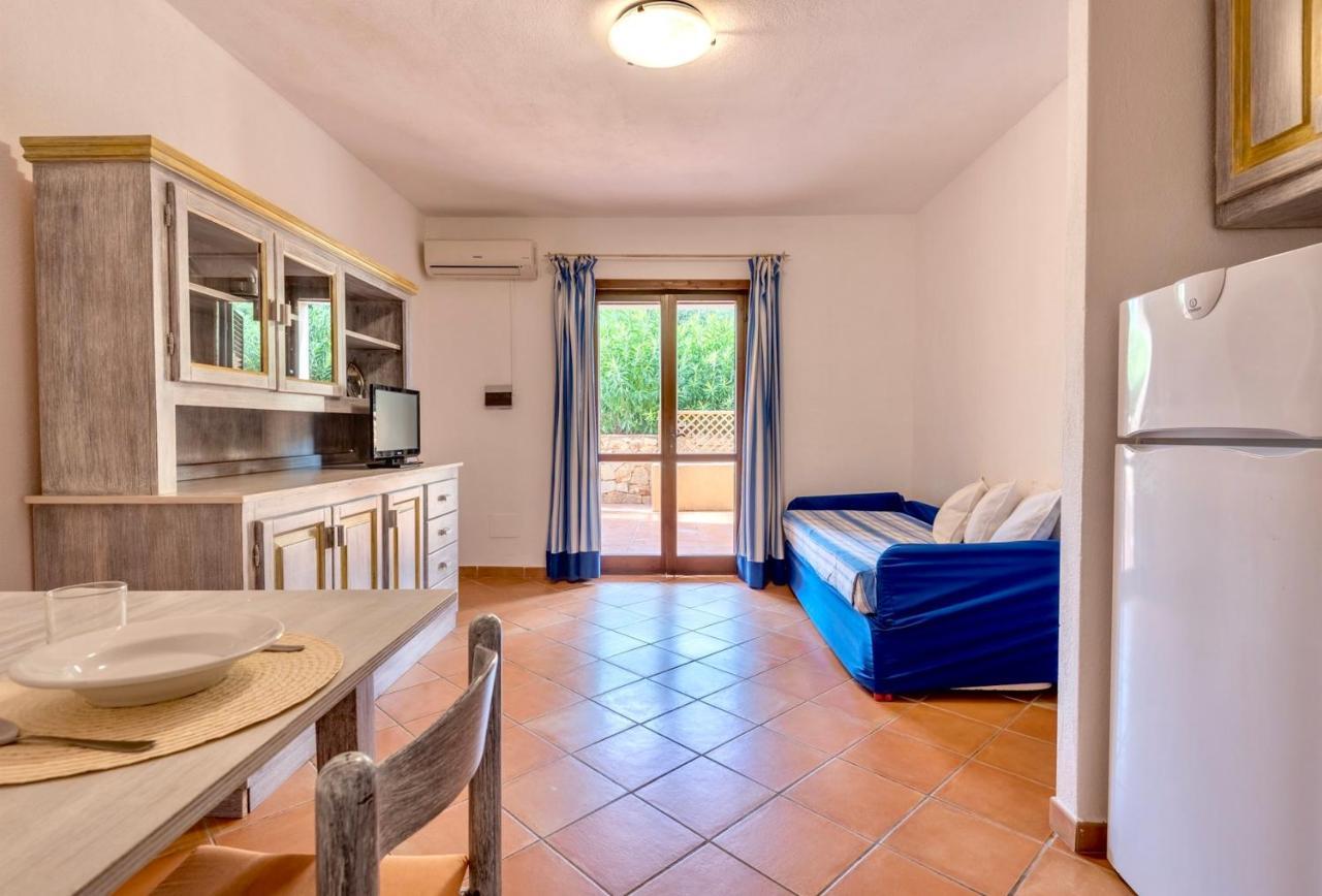 Residence A Golfo Di Marinella A 450 Mt Dal Mare מראה חיצוני תמונה