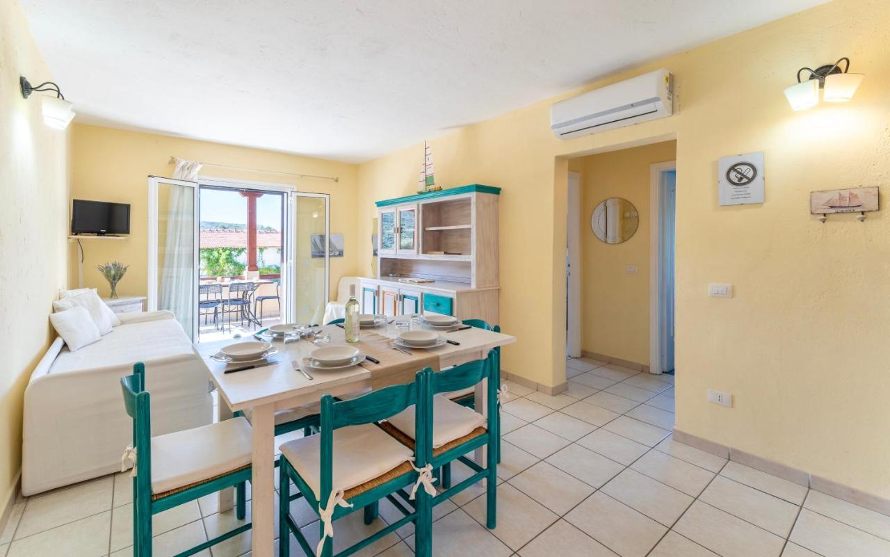 Residence A Golfo Di Marinella A 450 Mt Dal Mare מראה חיצוני תמונה